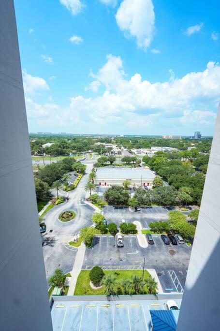 5th Floor 5 Min From * Orlando